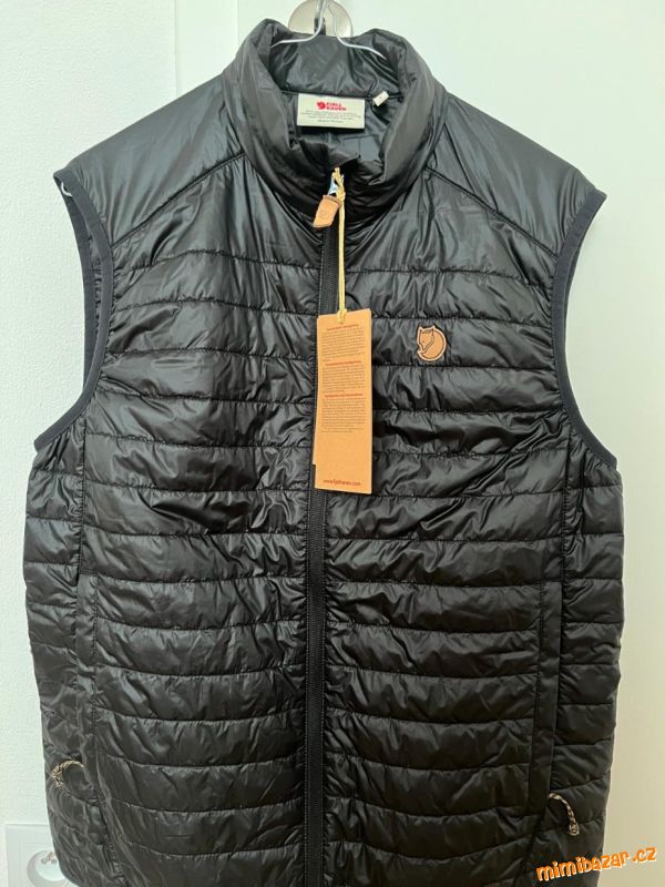 Fjällräven Abisko Padded Vest v. L
