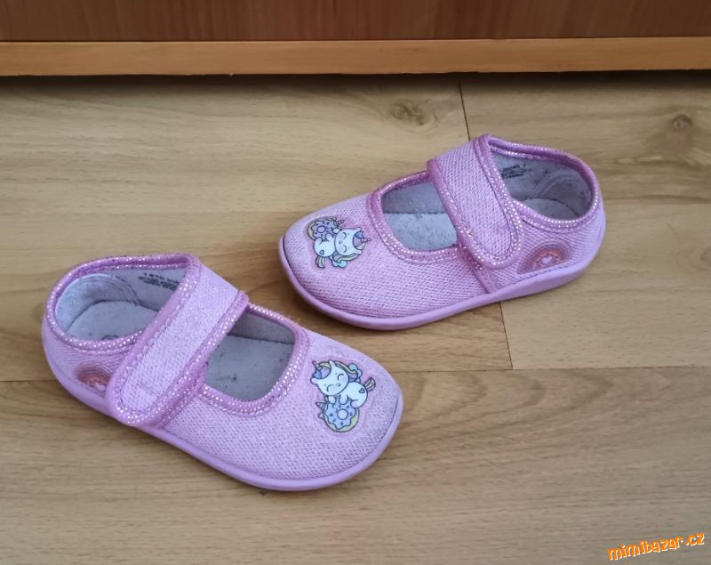 papučky s jednorožcem Cup Cake z obchodu Deichmann