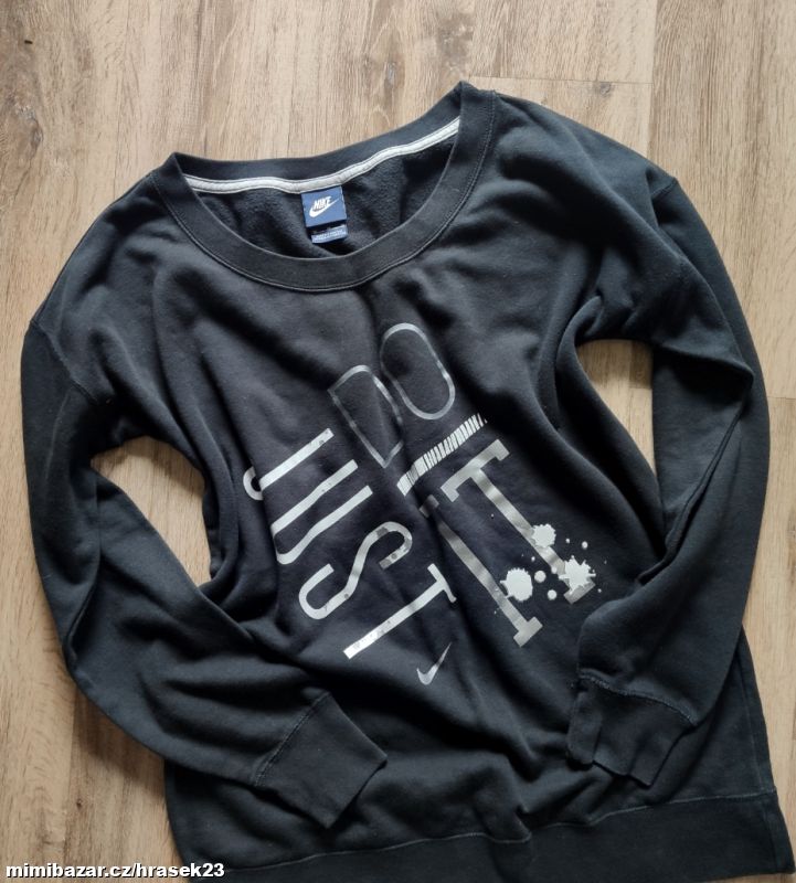DÁMSKÁ MIKINA NIKE 40/42