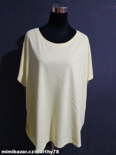 *** KRÁSNÉ DÁMSKÉ TRIKO BEZ VZORU, VEL.5XL ***