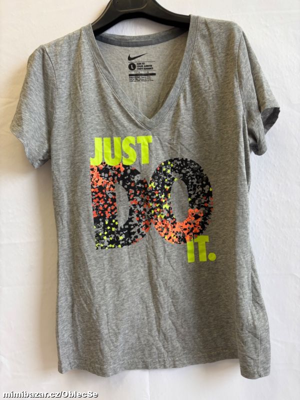 dámské tričko NIKE