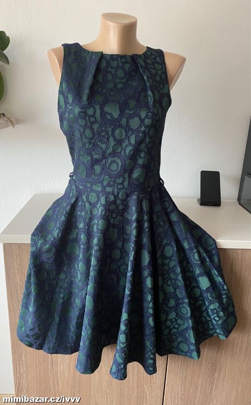 Dámské šaty