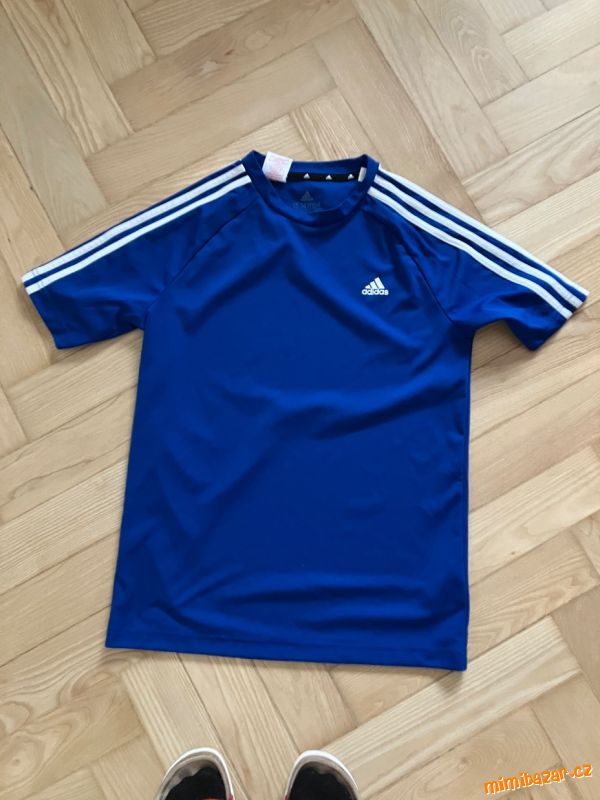Sportovni triko