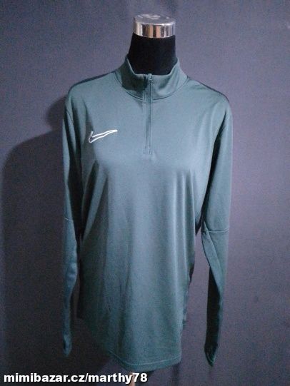 *** KRÁSNÉ SPORTOVNÍ TRIKO NIKE, UNISEX, VEL.M ***