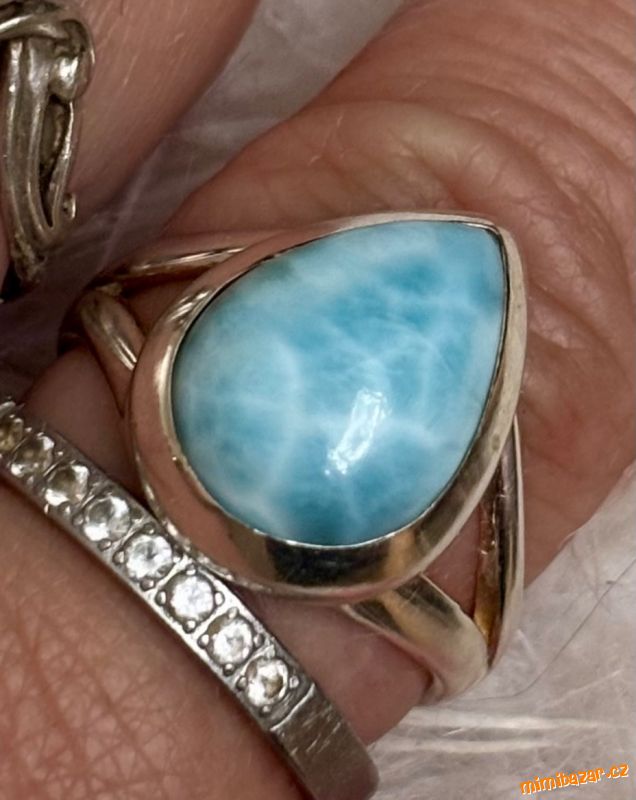 prstýnek larimar