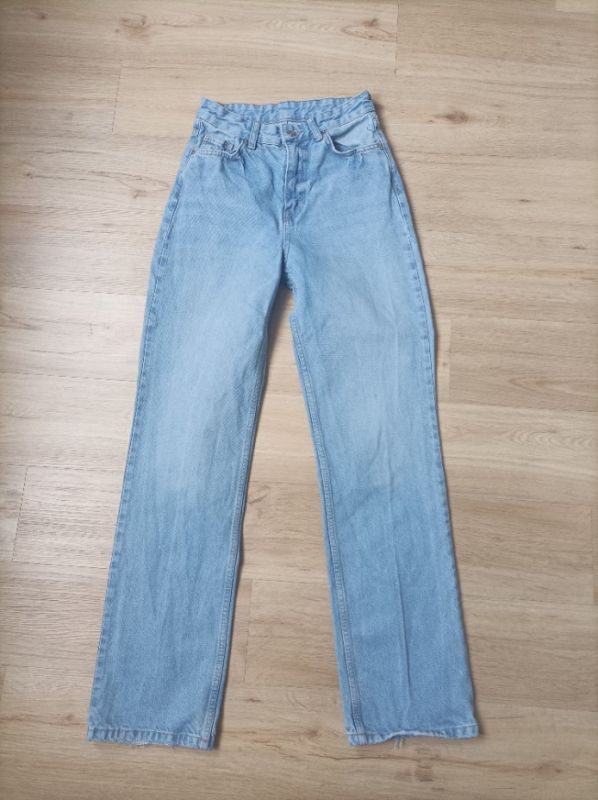 Světle modré džíny s vysokým pasem Italy móda