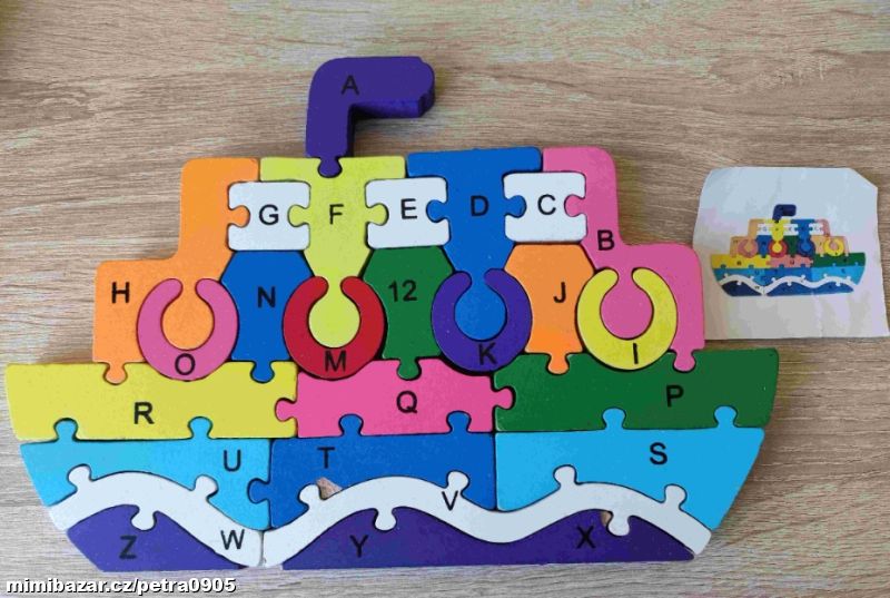 Dřevěné puzzle parník