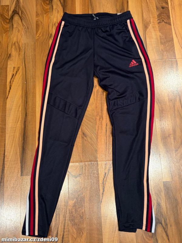 Tepláky Adidas