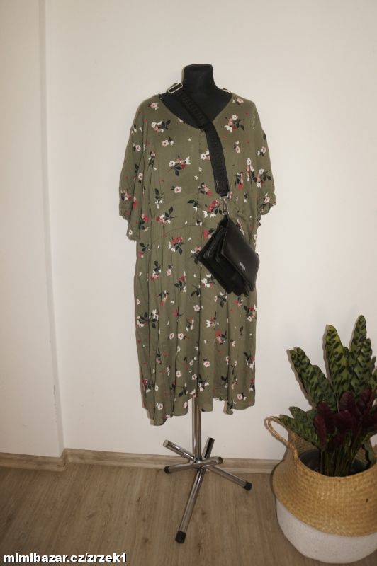 C&A letní šaty vel.54/XXXL