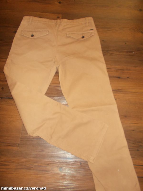 PEVNĚJŠÍ PANSKÉ KALHOTY HUGO BOSS SLIM V31/32 TOP