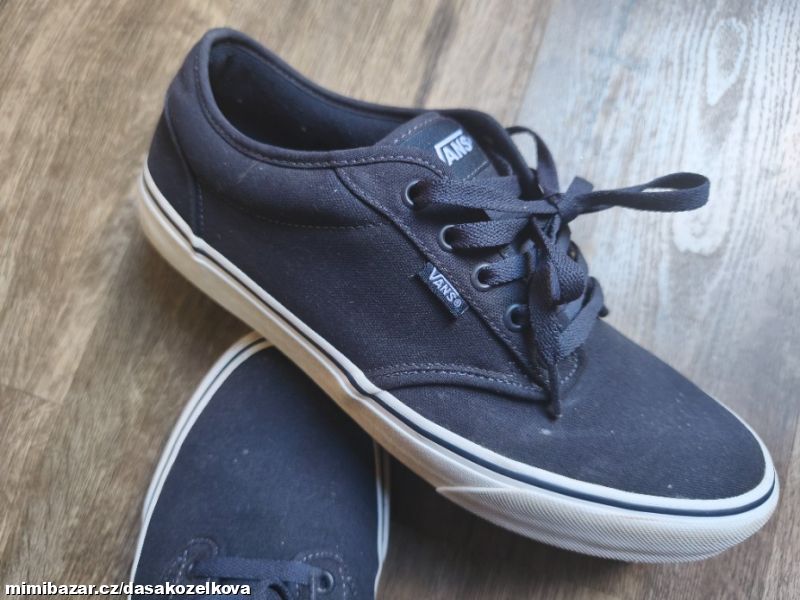 Tenisky VANS v. US12 - 46 (jsou menší)
