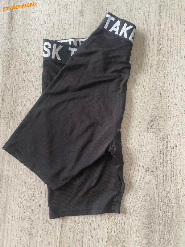 Krásné kraťasy New Yorker velikost 36/S