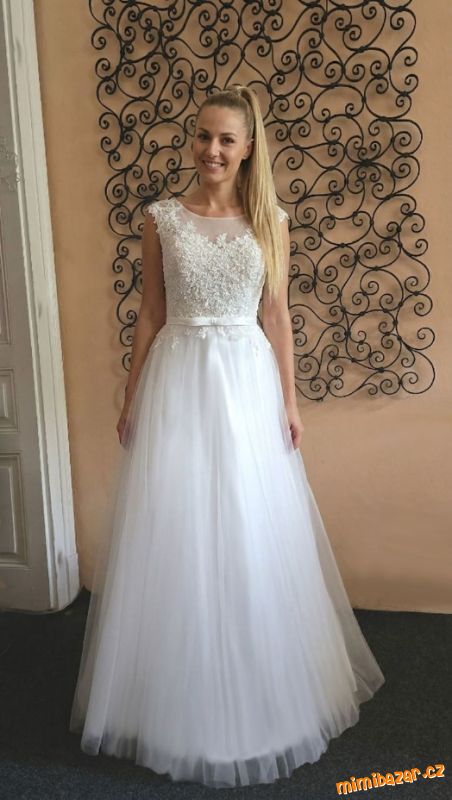 IVORY SVATEBNÍ ŠATY DO TANEČNÍCH v.38