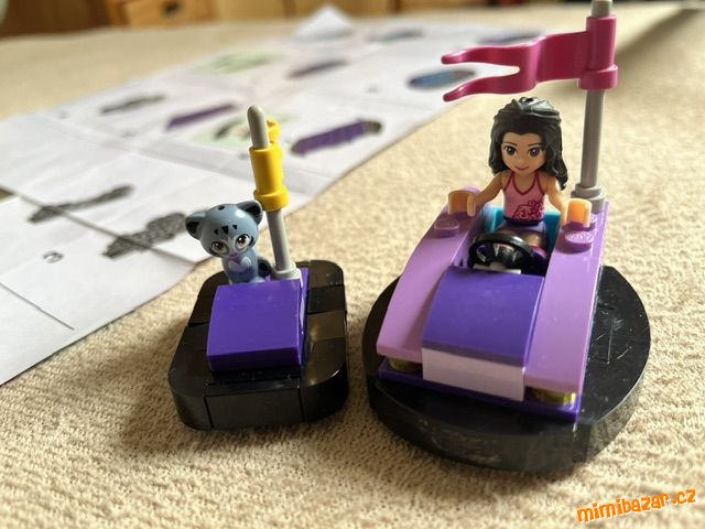 Lego Friends 30409 Emma a její autíčko