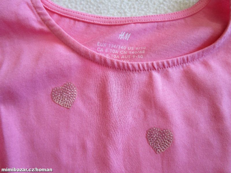Nové velmi pěkné tričko se srdíčky, H&M
