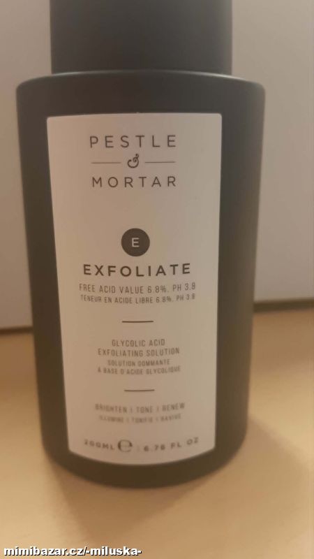 Pestle & Mortar Exfoliate Pleťové tonikum s kyseli