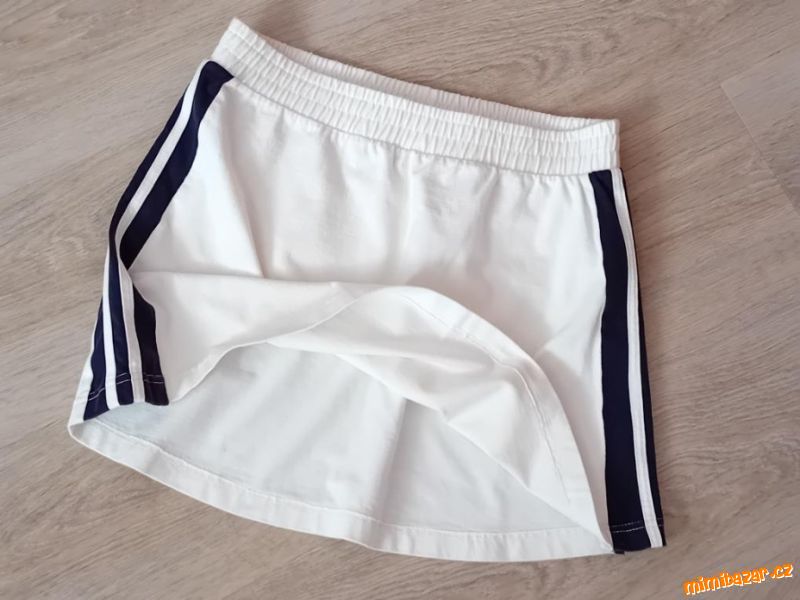 HEZKÁ SPORTOVNÍ SUKÝNKA - vel.M /zn.Sport