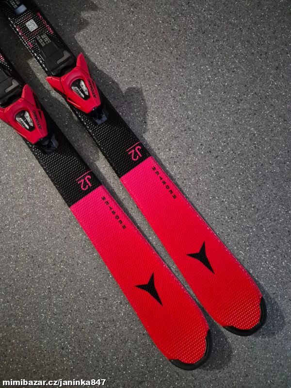 JUNIOR CARV. LYŽE ATOMIC REDSTER J2 - 120CM