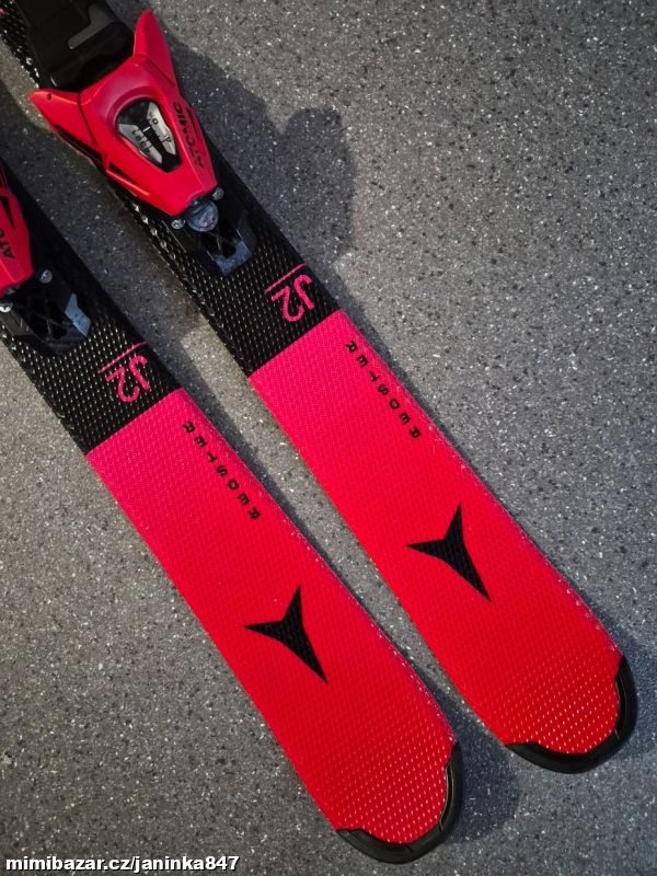JUNIOR CARV. LYŽE ATOMIC REDSTER J2 - 100CM