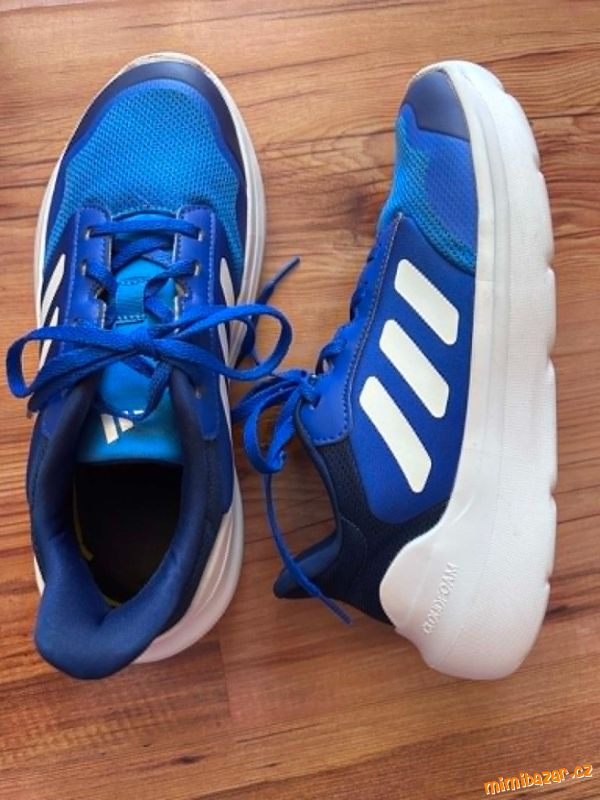 Adidas tenisky 39