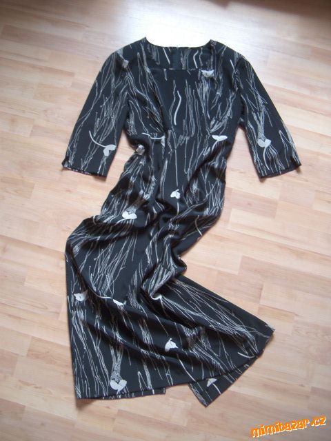 Elegantní dlouhé černé šaty se vzorem vel. M/L