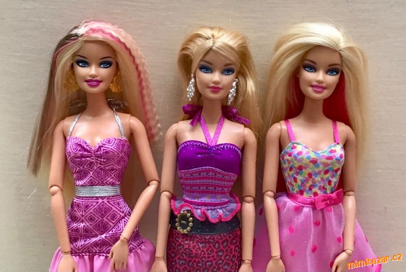 Barbie - panenka kloubová
