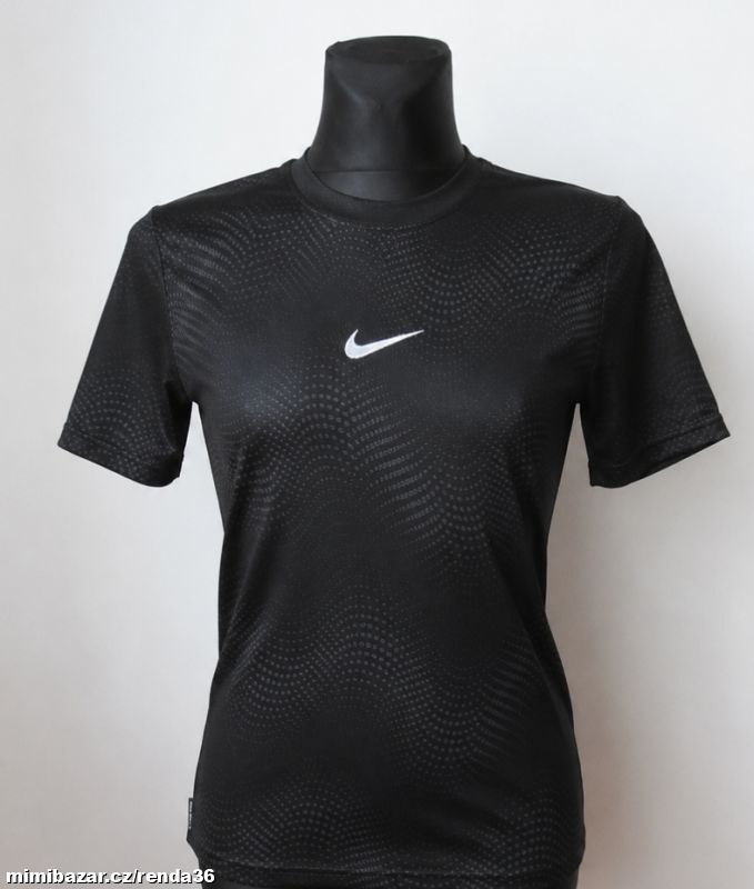 Dámské tričko Nike vel. S - jako nové