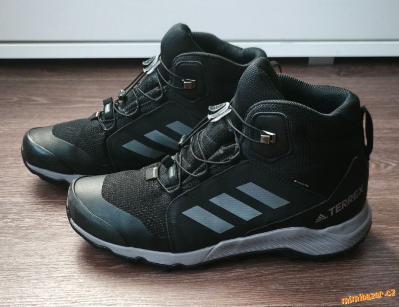 Kotníkové boty Adidas Terrex MID GTX vel. EUR 40