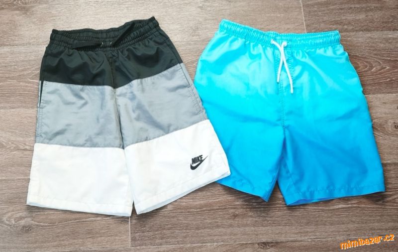 2 ks kraťasy Nike a Primark vel. 137/152