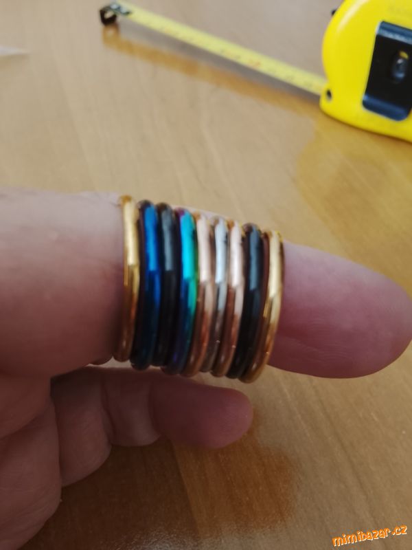 9 kusů prstenů chirurgická ocel