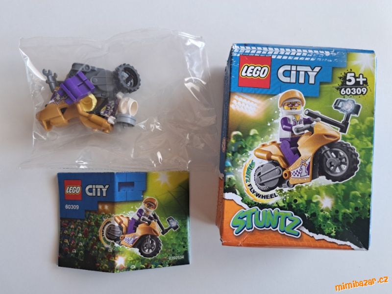 Lego City 60309-Kaskadérská motorka se selfie tyčí