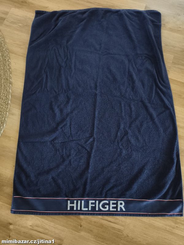 Modrá osuška Tommy Hilfiger