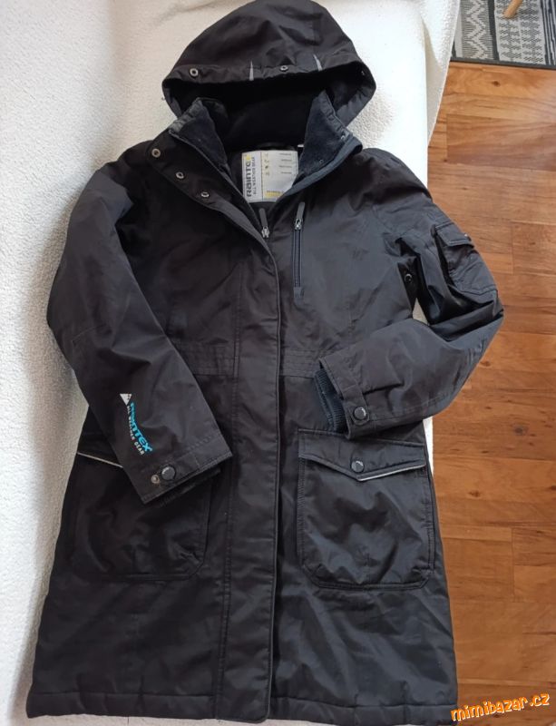 Outdoorová funkční zimní parka