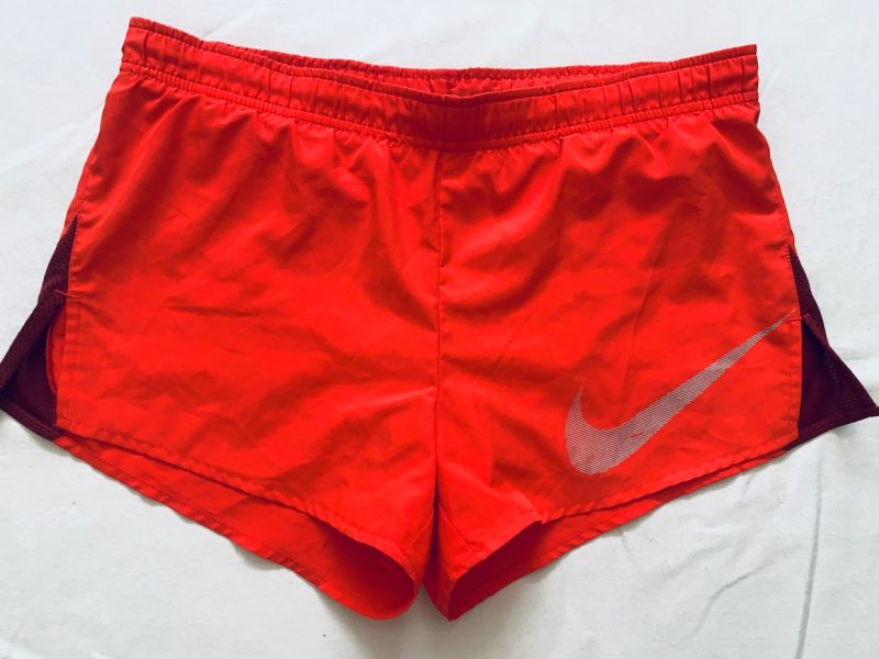 Kratasy Nike
