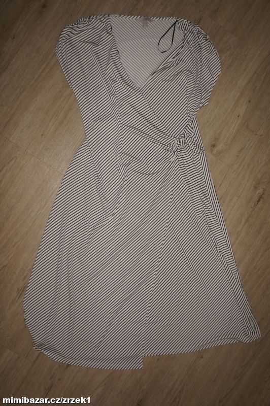 H&M dokonalé šaty vel.M