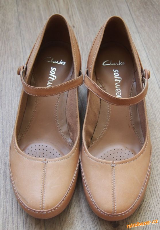 dámské kožené lodičky Clarks vel.38, 5