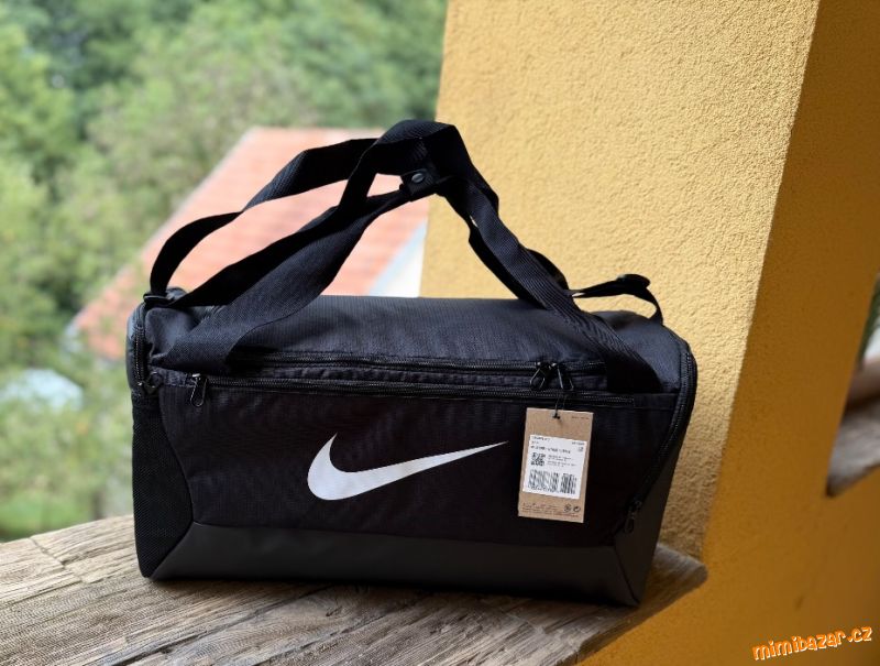 Černá taška Nike