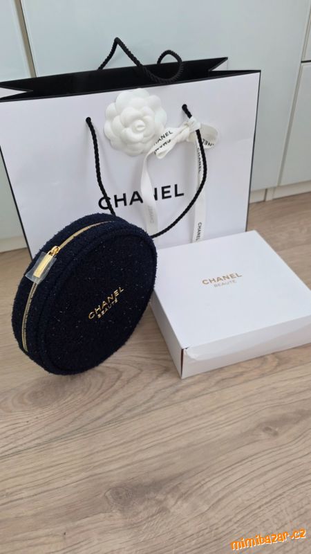 Kosmetická taštička Chanel