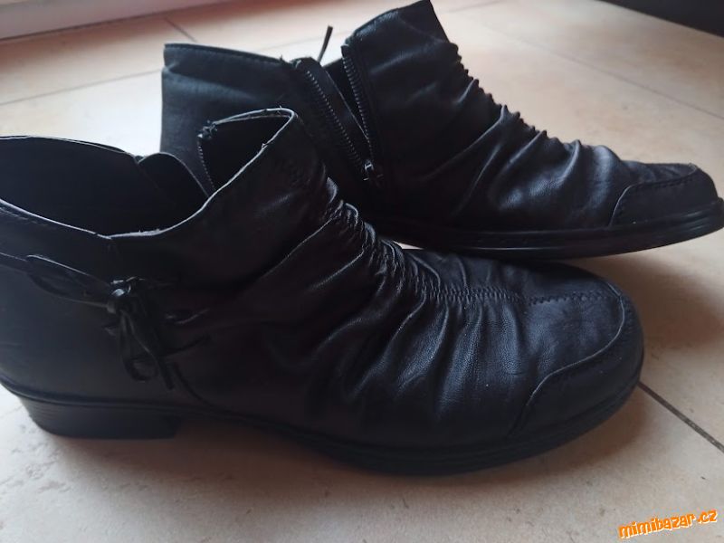Kozačky, zimní kožené boty - TOP stav