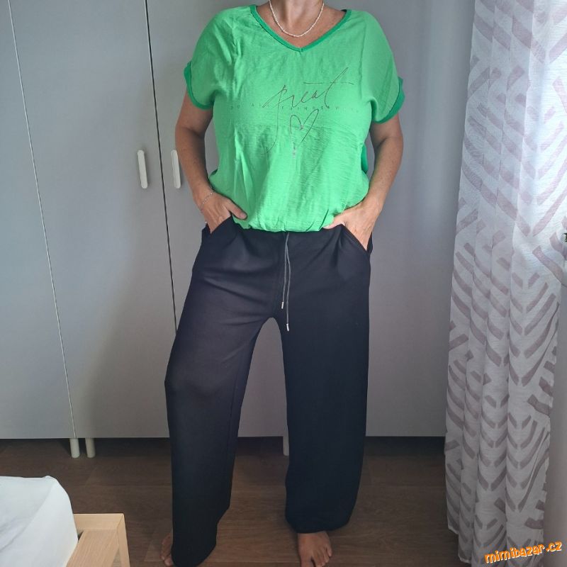 ČERNÉ ŠIRŠÍ KALHOTY MODAL