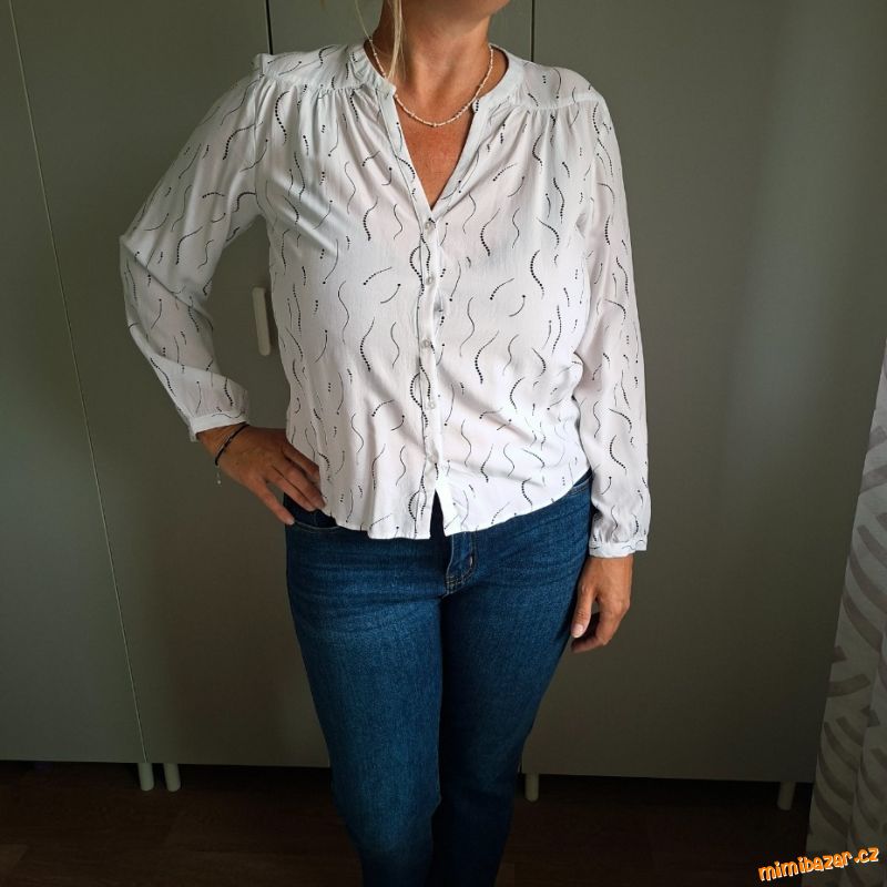 N.O.V.Á HALENKA SINSAY