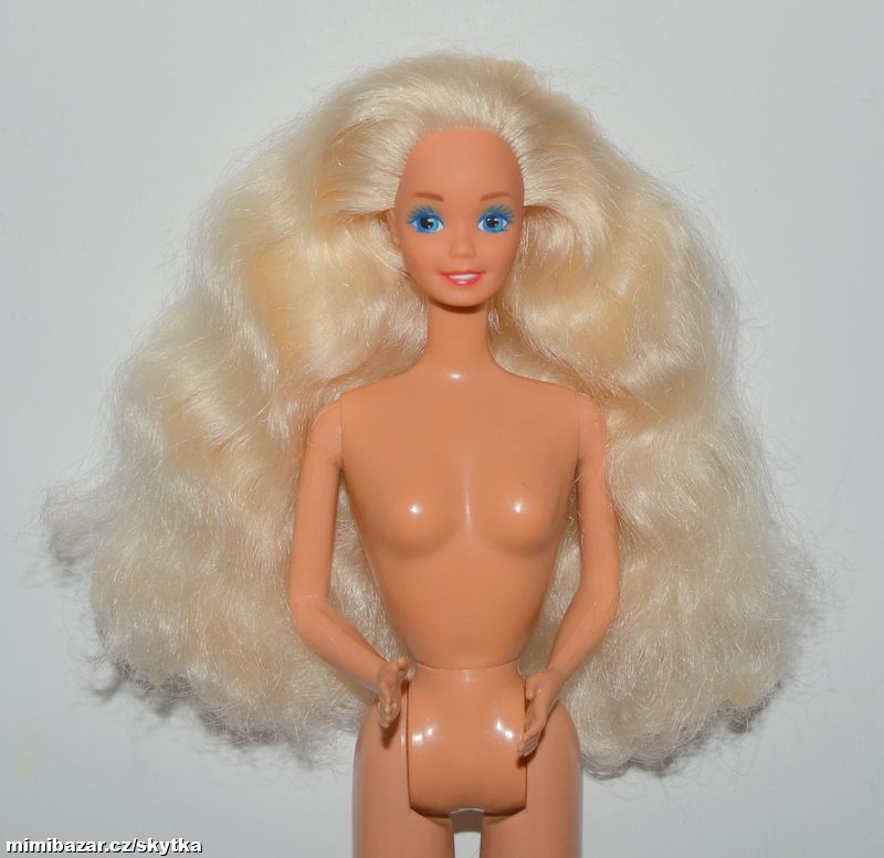  + + + SBĚRATELSKÁ PANENKA BARBIE HAPPY HOLIDAYS + 