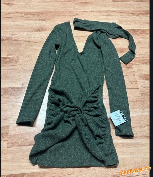 krásné Asos šaty s