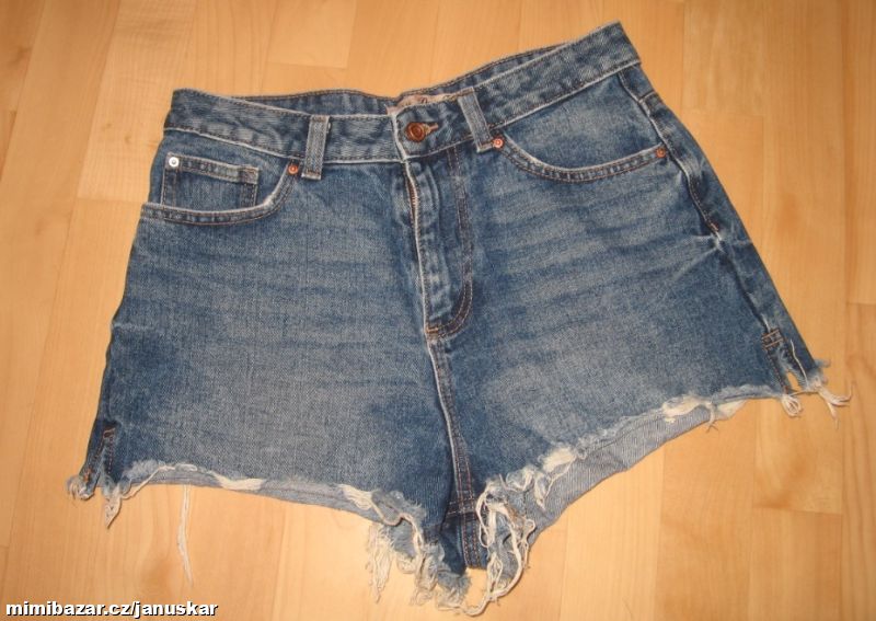 Dámské džínové / riflové kraťasy / šortky DENIM CO