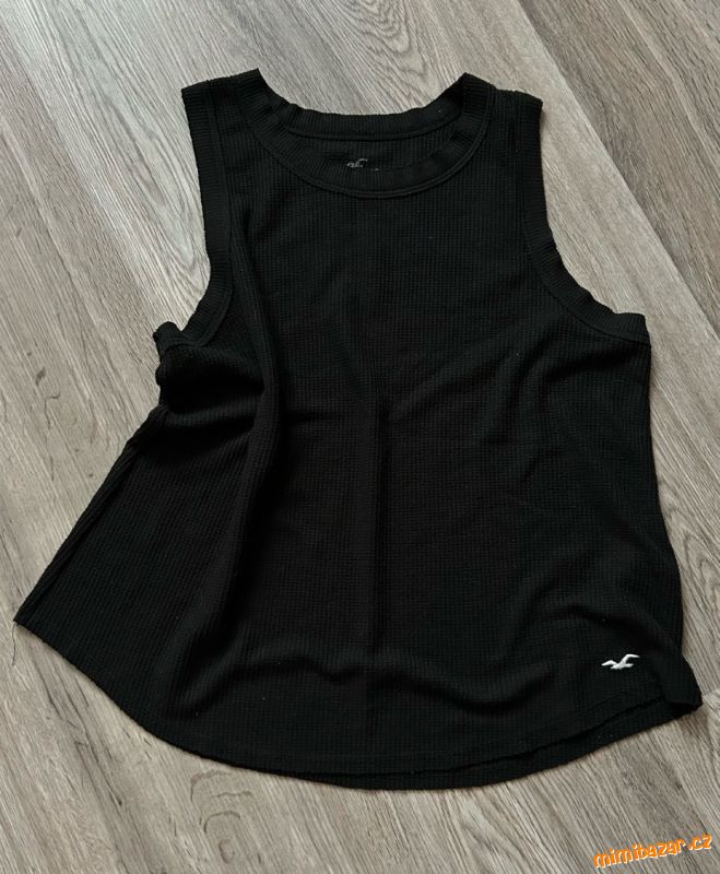 Top HOLLISTER