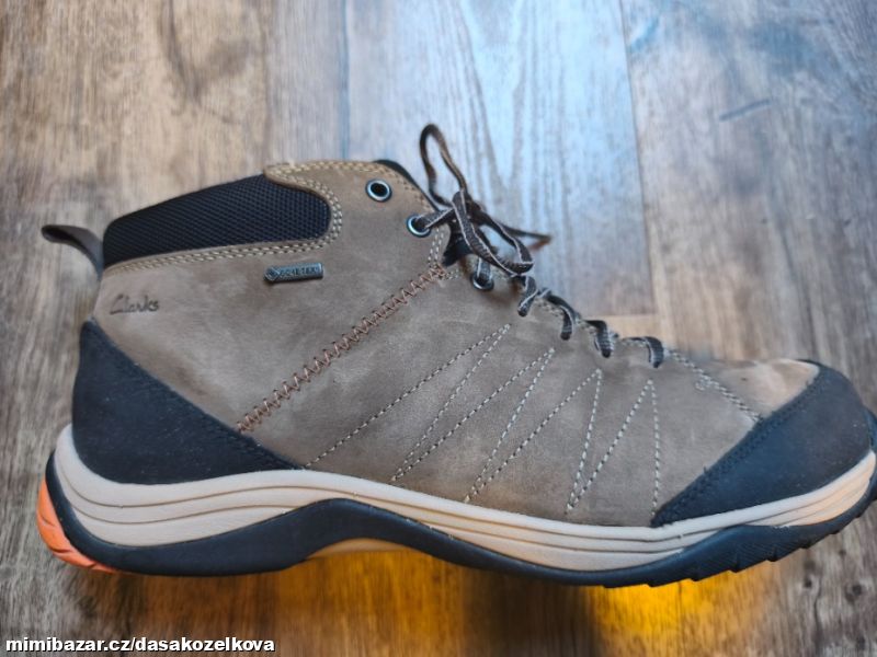 Luxusní pánské kožené goretexové boty CLARKS v.43