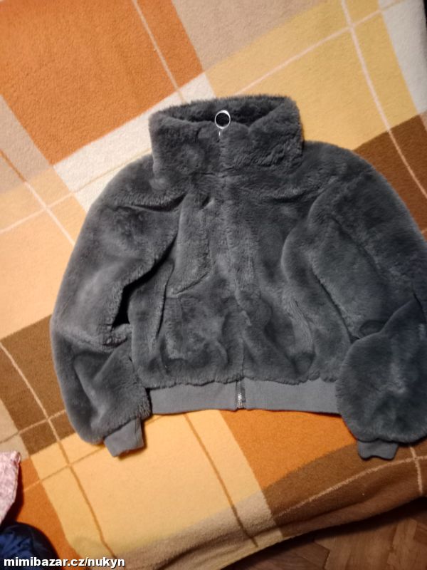 Dívčí bunda