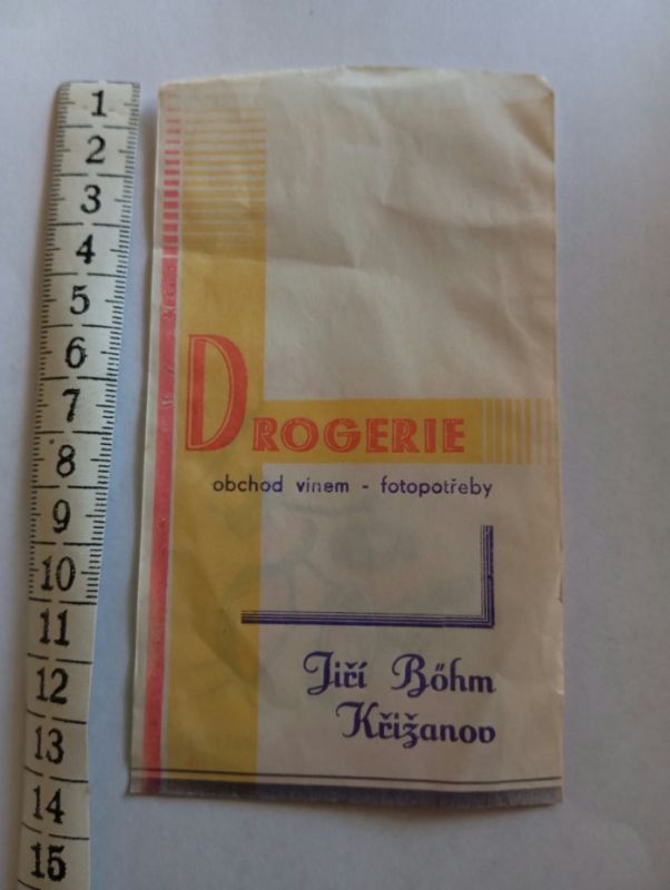 Starý obal, sáček, Drogerie, barvy, laky, štětce