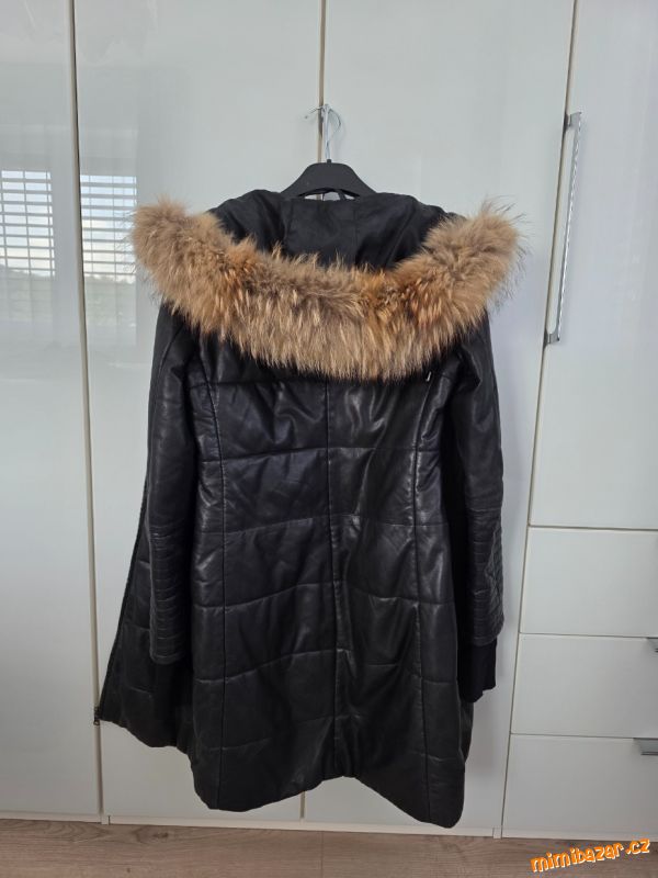 Kožený kabát Kara pc: 22.000 kč