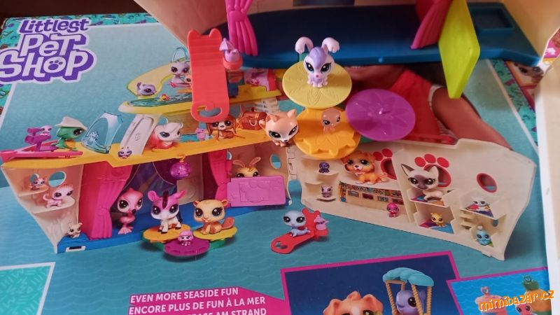 Littlest Pet Shop Seaside Fun 